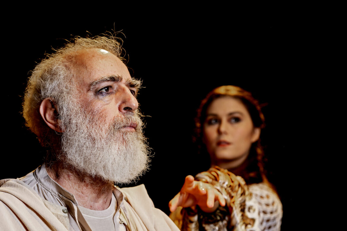 O julgamento de Socrates_Jornal Nota_01