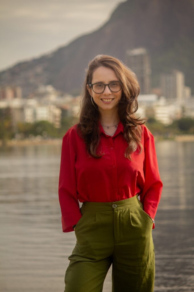 Desenterrar os ossos": o processo arqueológico e poético de Priscila Branco - JornalNota