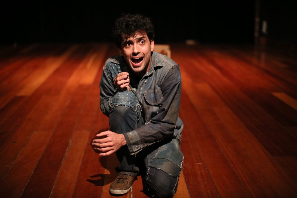 foto Se vivêssemos em um lugar normal (raquel pimentel) 6