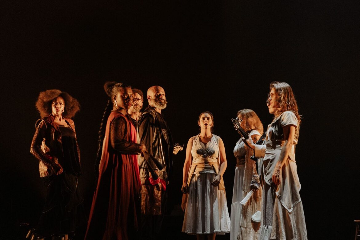 As Armas Milagrosa_Marcelle Cerutti_Jornal Nota_01